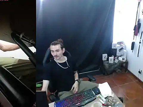 Snapshot of Aaron_malikk chatting on 13, 3, 2026 Aaron malikk online show from 13, 3, 2026