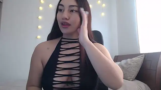 Snapshot of nalafoster chatting on 28, 9, 2025 nalafoster online show from 28, 9, 2025