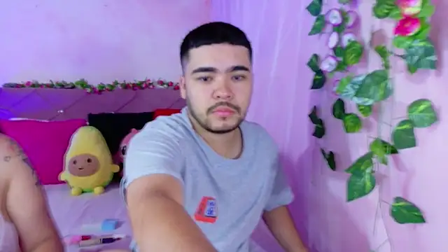  mia and mike  online show from 6, 10, 2025