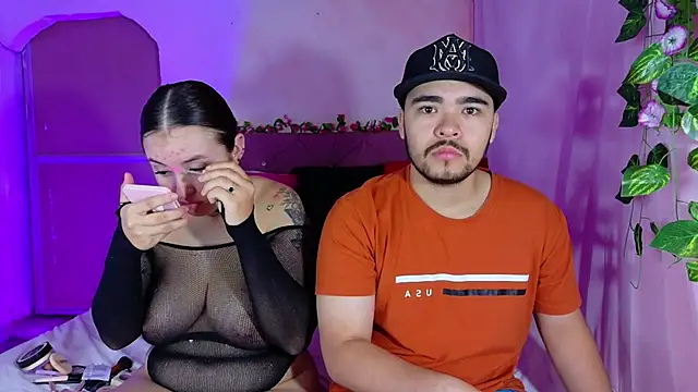  mia and mike  online show from 29, 10, 2025