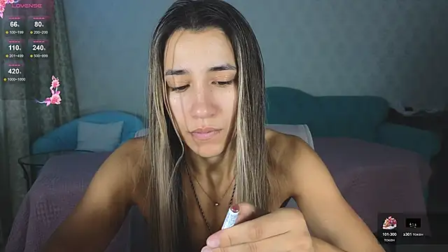 hot ass 18 online show from 19, 2, 2026