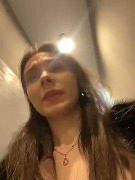 MilaBee online show from 7, 2, 2026