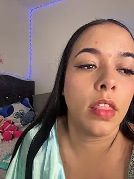 Snapshot of Deepika_padukoneNisha chatting on 29, 5, 2026 Deepika padukoneNisha online show from 29, 5, 2026