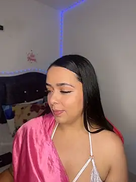Snapshot of Deepika_padukoneNisha chatting on 10, 6, 2026 Deepika padukoneNisha online show from 10, 6, 2026