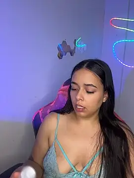 Snapshot of Deepika_padukoneNisha chatting on 3, 8, 2026 Deepika padukoneNisha online show from 3, 8, 2026