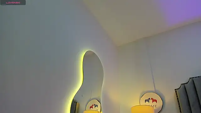 debora scoot online show from 9, 1, 2026