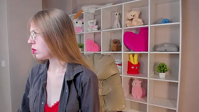 Joann Shermann online show from 11, 9, 2025