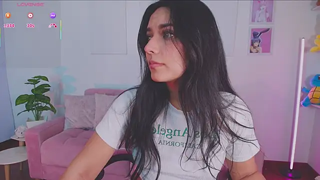 ariana bae  online show from 14, 10, 2025