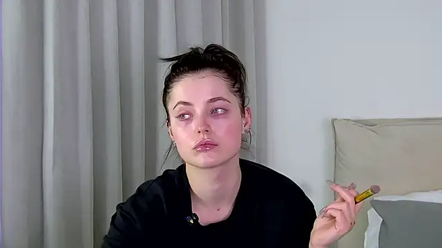 AshleyD  online show from 13, 2, 2026