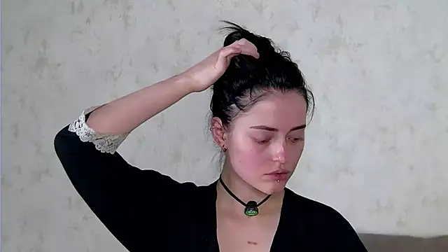 AshleyD  online show from 20, 4, 2026