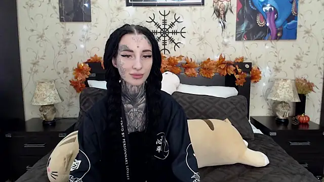 Snapshot of Velvetbat chatting on 19, 9, 2025 Velvetbat online show from 19, 9, 2025
