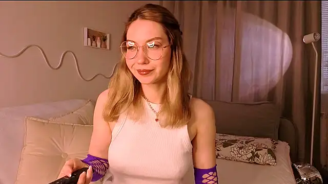 Lilo Sims online show from 15, 10, 2025