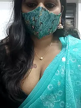 Snapshot of aparna99 chatting on 15, 11, 2025 aparna99 online show from 15, 11, 2025