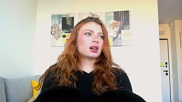 Snapshot of AngelaSwan chatting on 20, 3, 2025 AngelaSwan online show from 20, 3, 2025