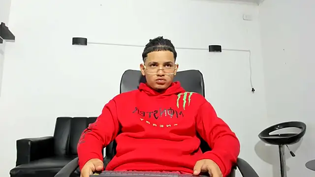 samxx muscle online show from 30, 3, 2026