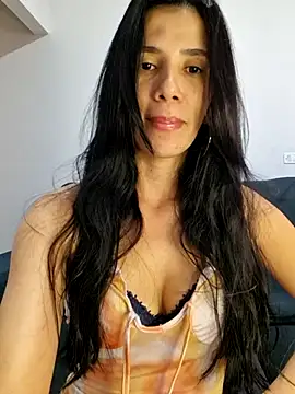 suzy20252 online show from 29, 9, 2025