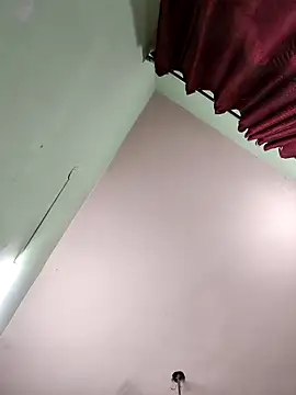 Eshwari Chopra online show from 6, 10, 2025