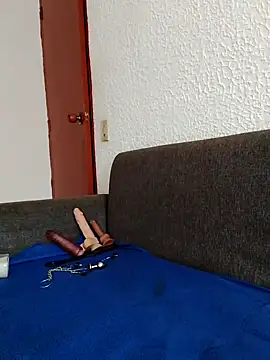 dulcewitch online show from 4, 10, 2025