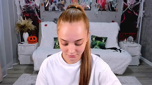 MelanieAlves online show from 8, 11, 2025