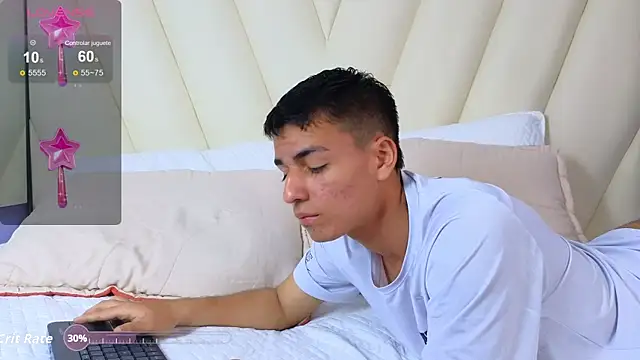 Hotboy21  online show from 21, 10, 2025