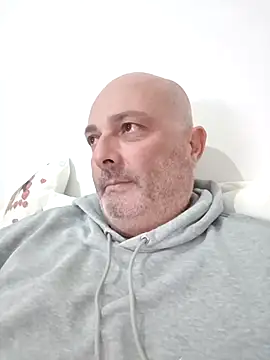 Alexis Bull online show from 6, 11, 2025