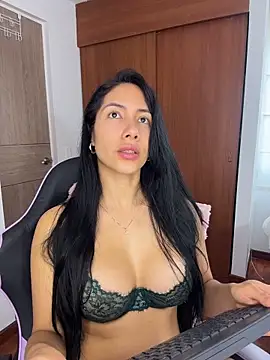 Snapshot of ArianaReynoldss chatting on 21, 4, 2026 ArianaReynoldss online show from 21, 4, 2026