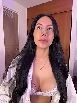 Snapshot of ArianaReynoldss chatting on 10, 5, 2026 ArianaReynoldss online show from 10, 5, 2026
