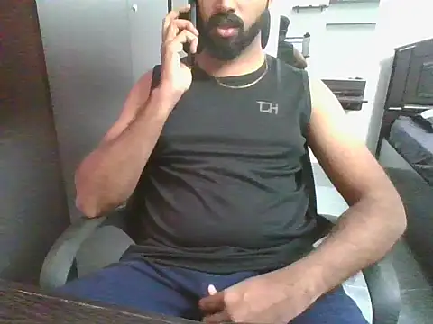 lovelyakash69 online show from 14, 12, 2025