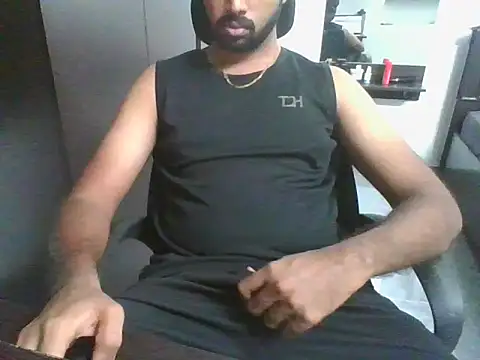 lovelyakash69 online show from 17, 3, 2026