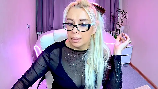 KatrinaCharm online show from 21, 11, 2025