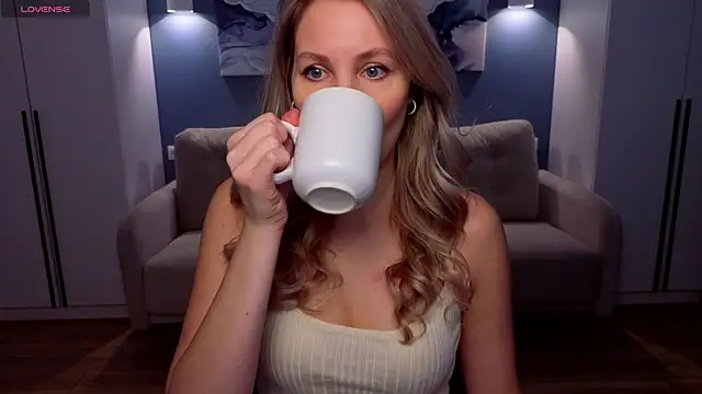 MelanieBennett online show from 11, 4, 2026