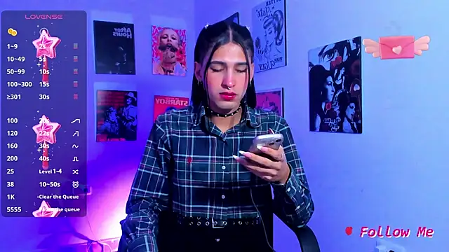 SkylerBennet online show from 22, 3, 2025