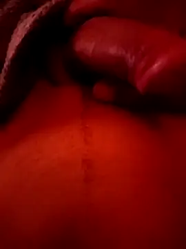 Snapshot of Safadiooline chatting on 23, 11, 2025 Safadiooline online show from 23, 11, 2025