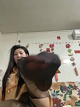 Snapshot of MeiMei99 chatting on 13, 6, 2026 MeiMei99 online show from 13, 6, 2026
