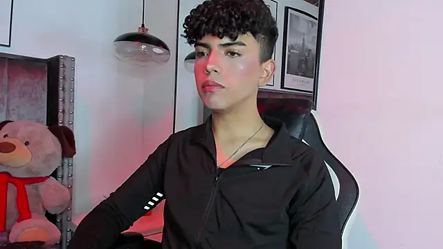Snapshot of Niick_Twink chatting on 15, 9, 2025 Niick Twink online show from 15, 9, 2025