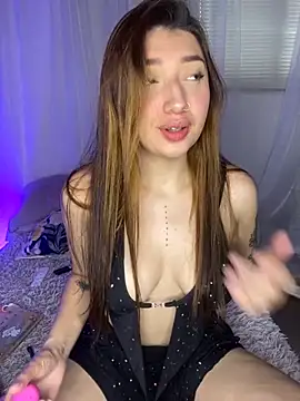 Mia  Gray online show from 4, 11, 2025