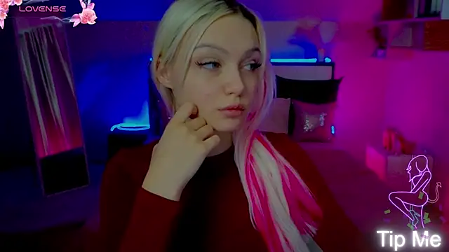 LinaLirian online show from 22, 11, 2025