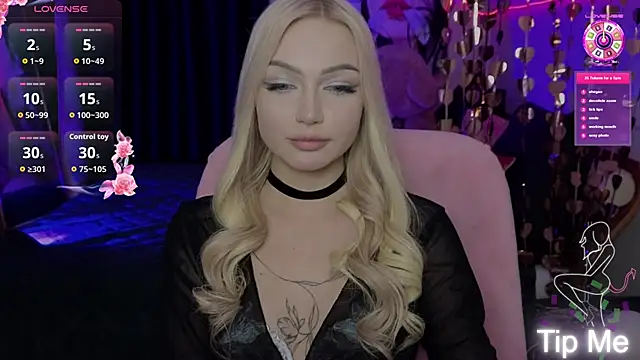 Snapshot of LinaLirian chatting on 30, 5, 2026 LinaLirian online show from 30, 5, 2026