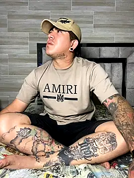 Snapshot of SmithBrigerton chatting on 8, 11, 2025 SmithBrigerton online show from 8, 11, 2025