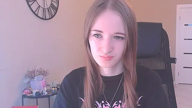 Snapshot of KateKayer chatting on 13, 9, 2025 KateKayer online show from 13, 9, 2025