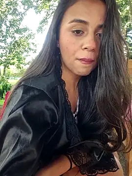 Lunaluxe1001 online show from 4, 12, 2025