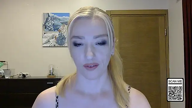 Wild Silk Desire online show from 20, 9, 2025