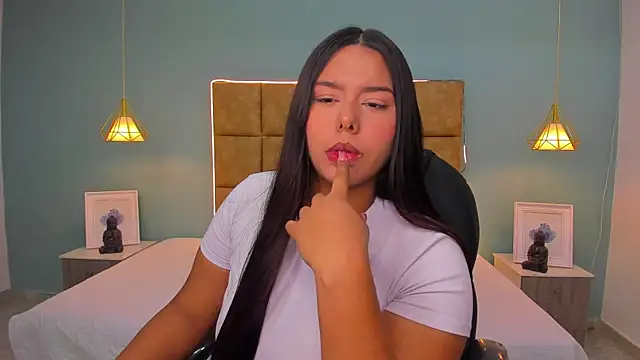 NaniXoxo18 online show from 8, 11, 2025