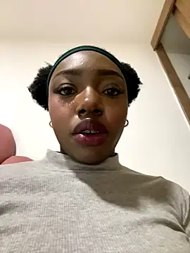 alissradiante1 online show from 29, 10, 2025