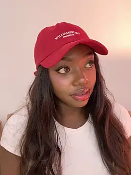 alissradiante1 online show from 30, 11, 2025