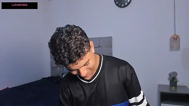 Santy Stump online show from 15, 2, 2026