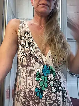 LucyLingerie78 online show from 2, 7, 2026