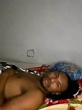 Snapshot of soy-tuyo- chatting on 12, 11, 2025 soy-tuyo- online show from 12, 11, 2025