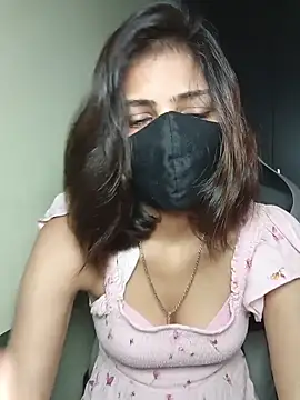 Snapshot of Isha_Sax chatting on 9, 11, 2025 Isha Sax online show from 9, 11, 2025