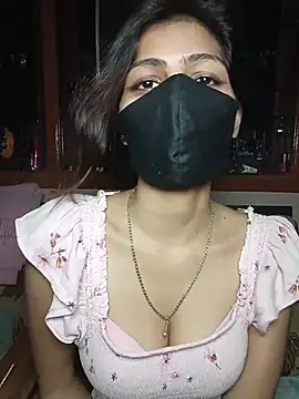 Snapshot of Isha_Sax chatting on 9, 11, 2025 Isha Sax online show from 9, 11, 2025